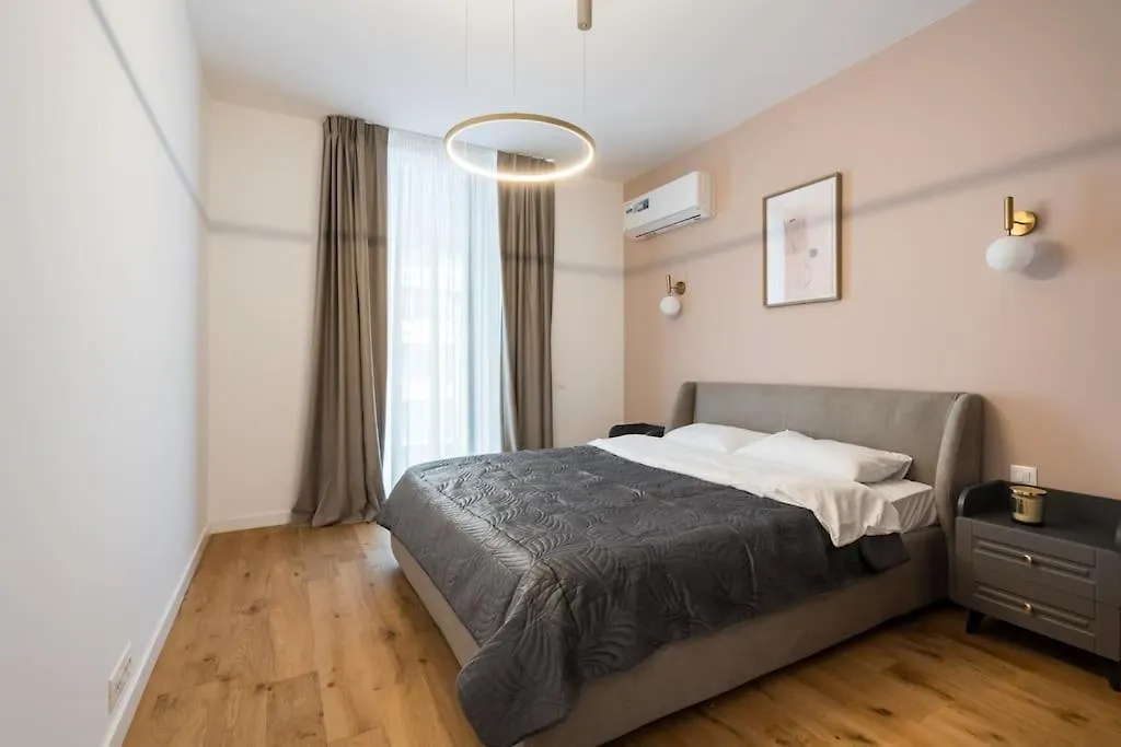 Orange In One Cotroceni Apartment Bucharest